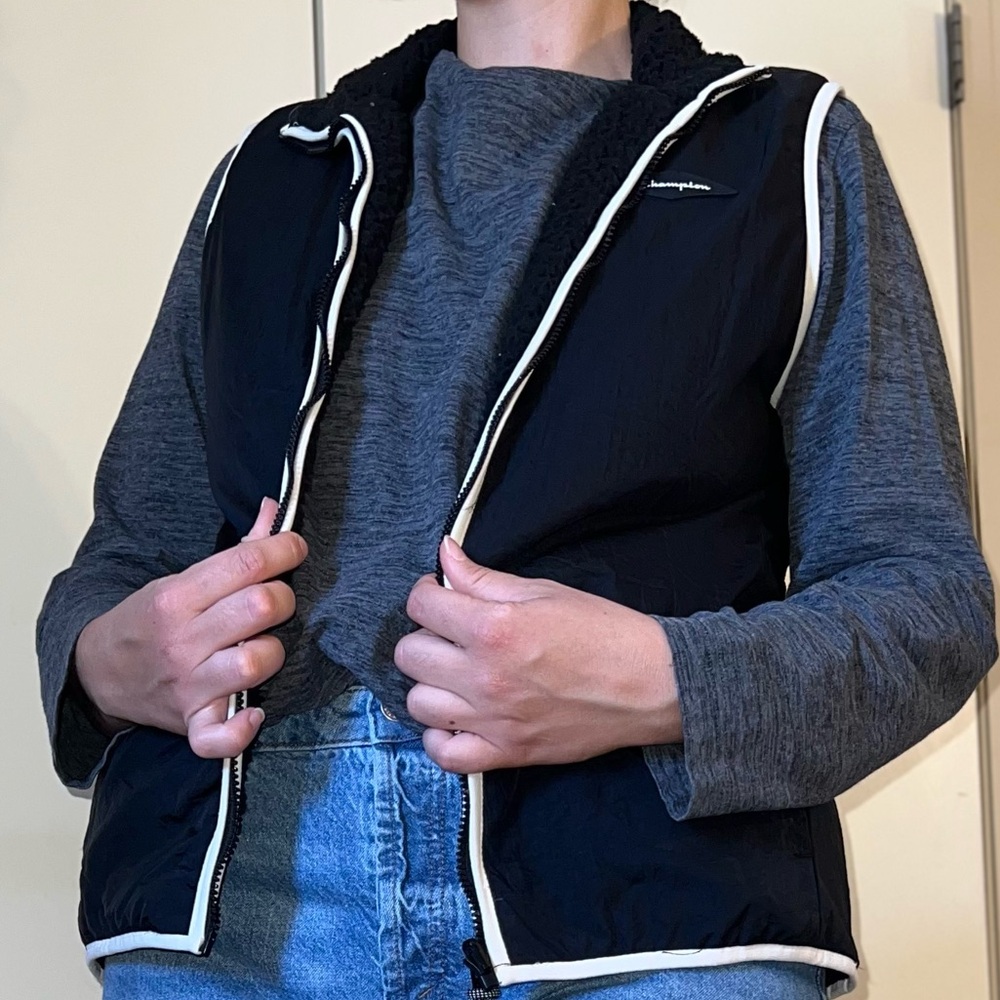 Champion vest